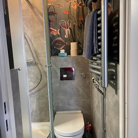 Ferienwohnung Altbaucharme Deluxe Mit Balkon In Zentraler Lage Kiel Exterior foto