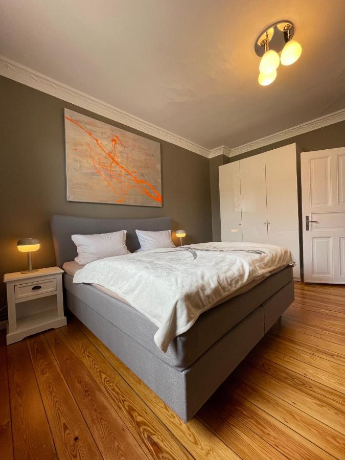 Ferienwohnung Altbaucharme Deluxe Mit Balkon In Zentraler Lage Kiel Exterior foto