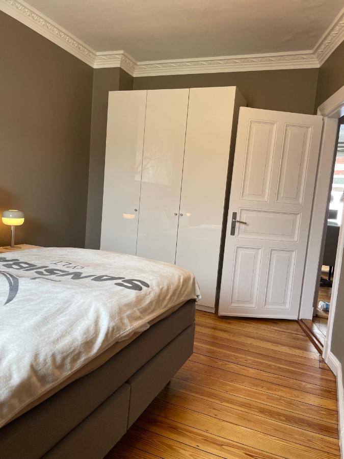 Ferienwohnung Altbaucharme Deluxe Mit Balkon In Zentraler Lage Kiel Exterior foto